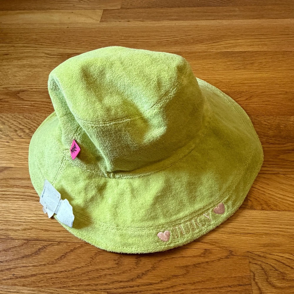JUICY Reversible Pink/Green Hat with Pins - Picture 3 of 5